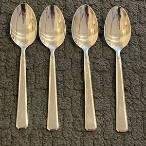 Metrona Stainless
J A HENCKELS (ZWILLING) Teaspoons (4)